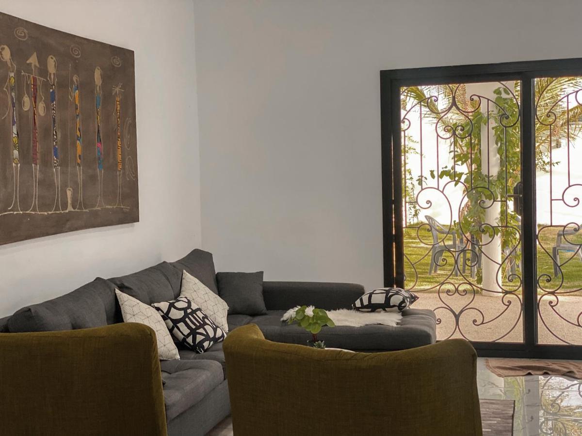 La Baraka, Extravagant Villa For 8 With Pool In Saly Gandigal ภายนอก รูปภาพ