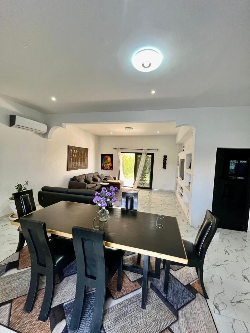 La Baraka, Extravagant Villa For 8 With Pool In Saly Gandigal ภายนอก รูปภาพ